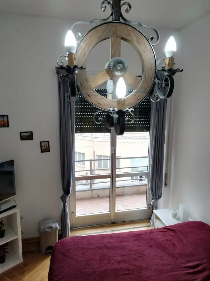 Roby'S Rooms Affittacamere A Genova, San Martino